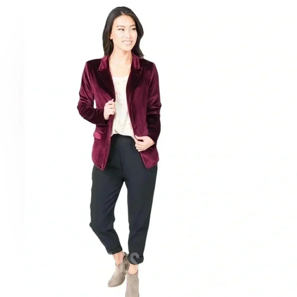 Agnes & Dora Burgundy Velvet Blazer Jacket Coat Fully Lined with Front Pockets - Picture 2 of 4